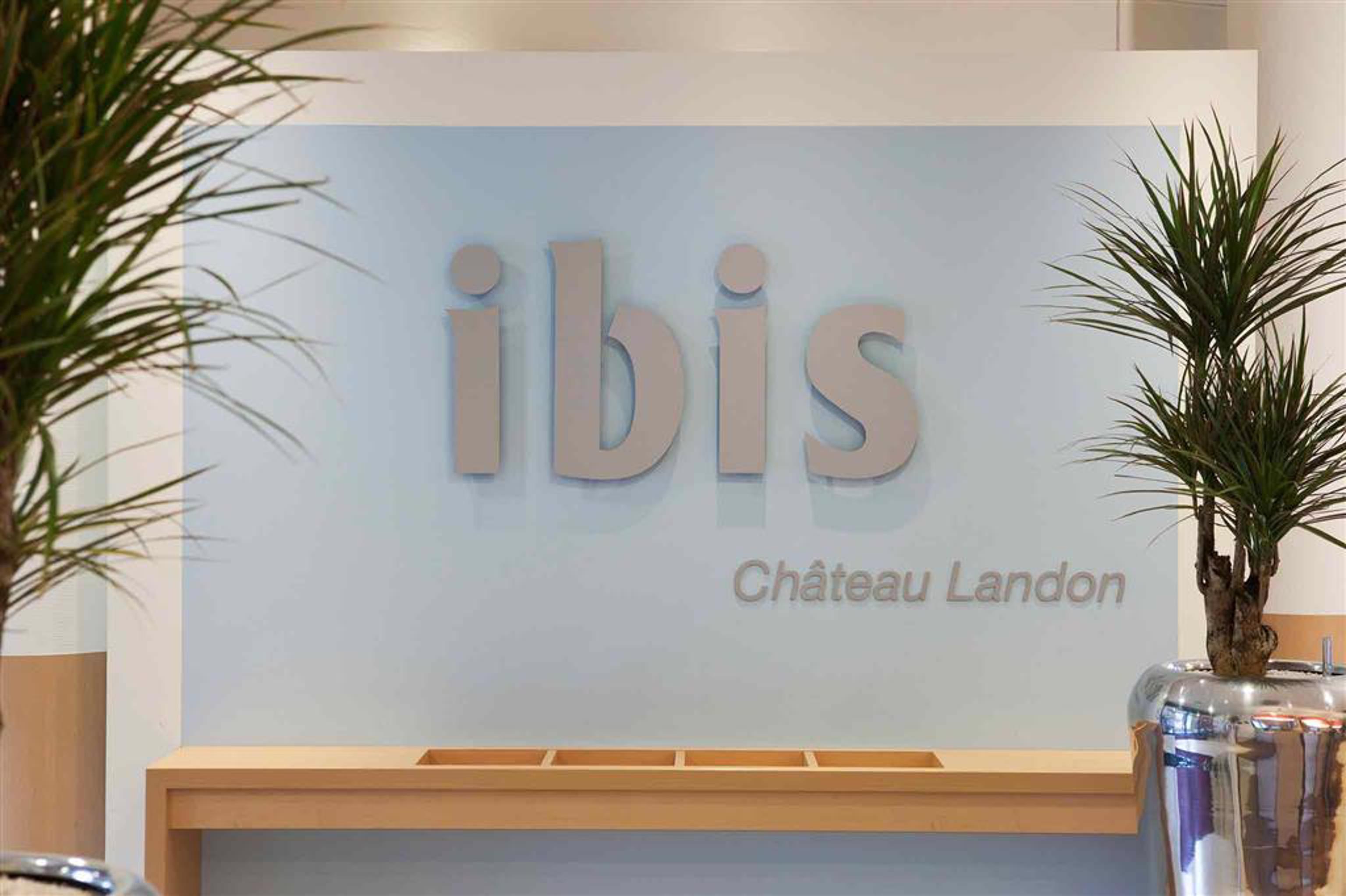 Ibis Paris Gare Du Nord Chateau Landon 10Eme Экстерьер фото