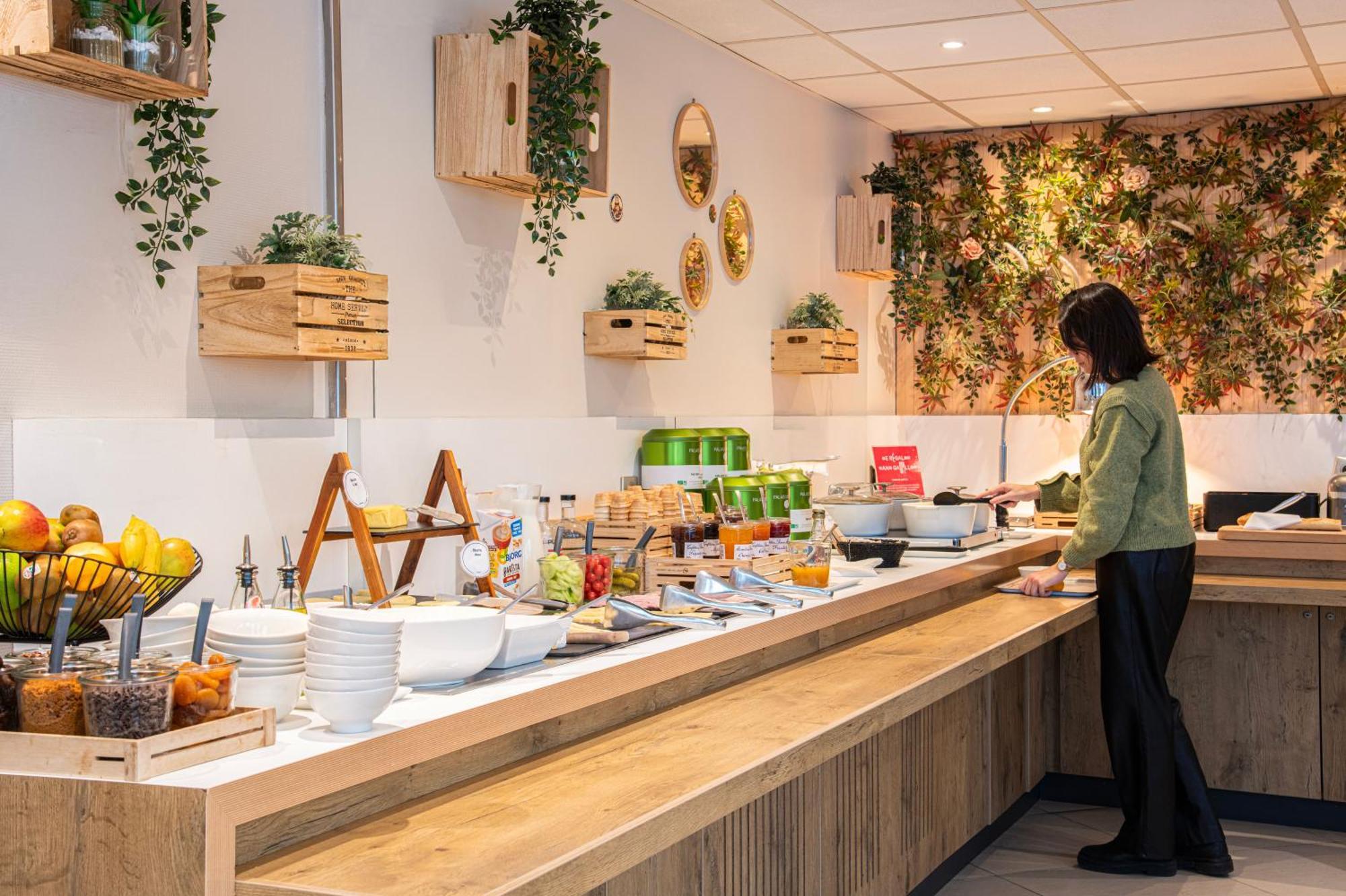 Ibis Paris Gare Du Nord Chateau Landon 10Eme Экстерьер фото