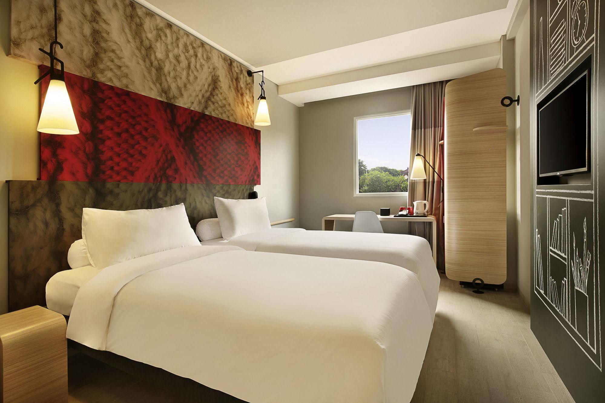 Ibis Paris Gare Du Nord Chateau Landon 10Eme Экстерьер фото